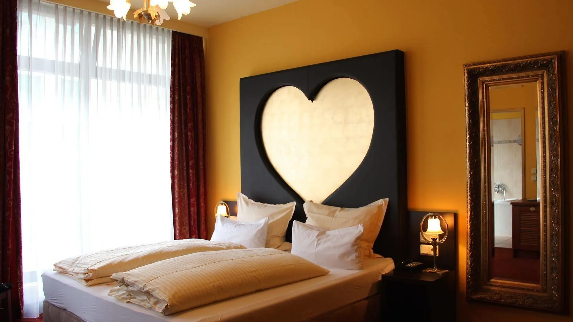 Hotel Neuer Fritz Берлин